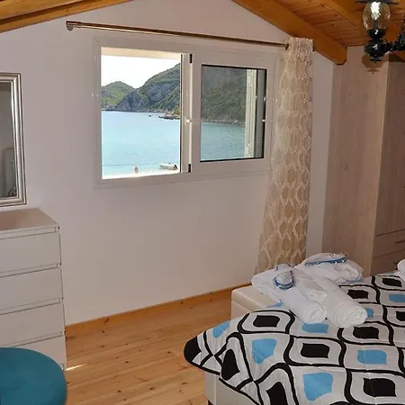 San George Cove Aparthotel Afionas