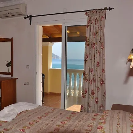 San George Cove * Afionas
